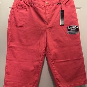 Gloria Vanderbilt Amanda Skimmer Coral Shorts